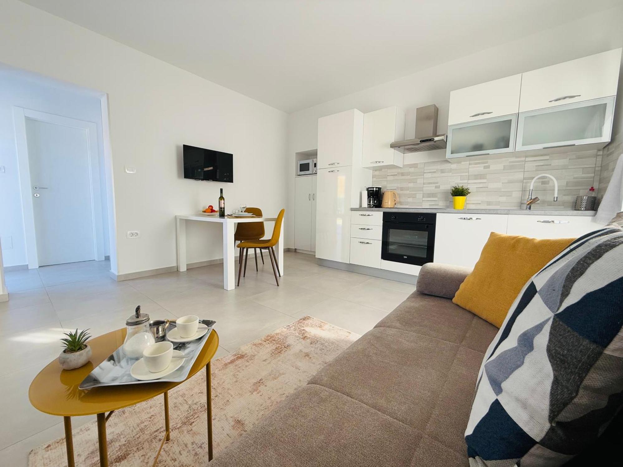 Apartment Erika - For 2 Near The Beach Póla Kültér fotó